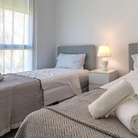 Newly Built 3 Bed Modern Townhome W Pool, Sea View Apartment Estepona