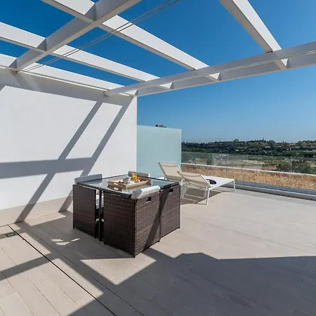 Newly Built 3 Bed Modern Townhome W Pool, Sea View Apartment Estepona